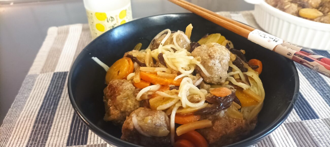 udon con polpette in salsa agrodolce