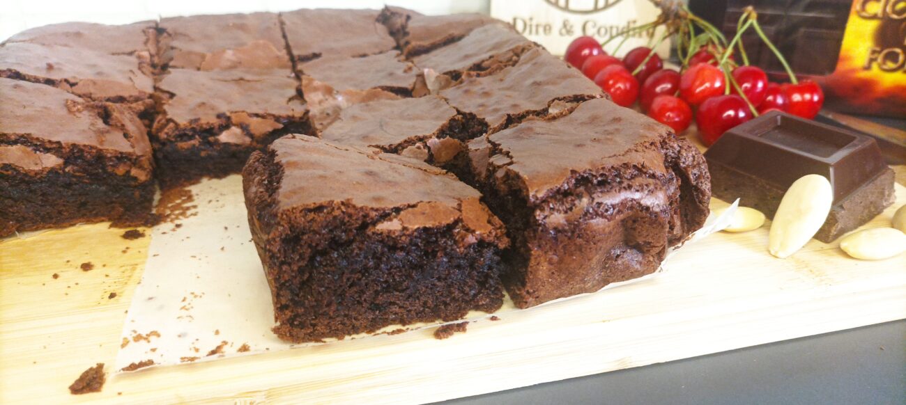 Quadrotti morbidi al cioccolato fondente o brownies