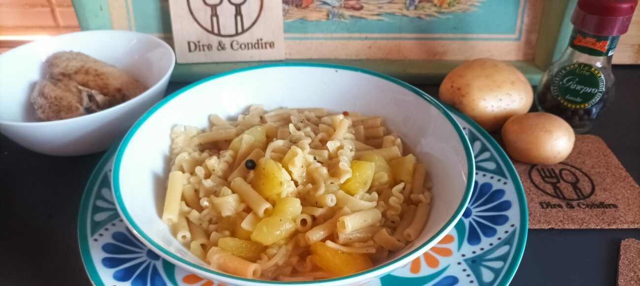 Pasta con brodo di pollo e patate: la ricetta della tradizione